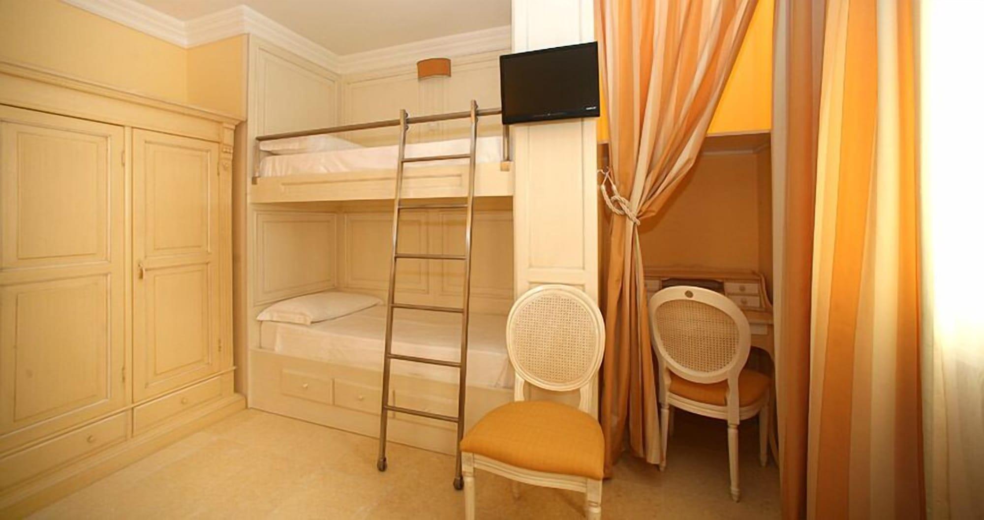 Palace Hotel В'єсте Екстер'єр фото