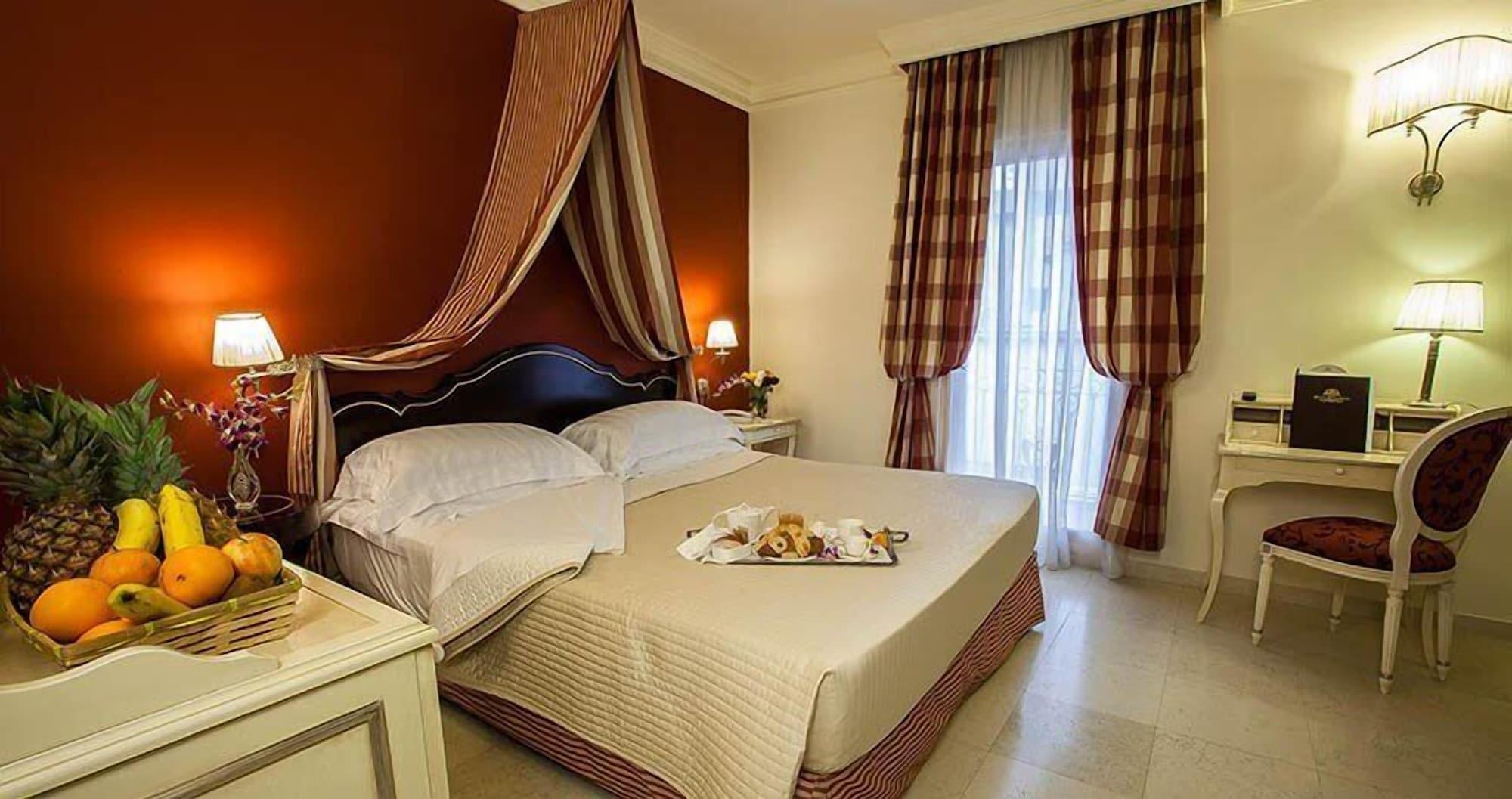 Palace Hotel В'єсте Екстер'єр фото