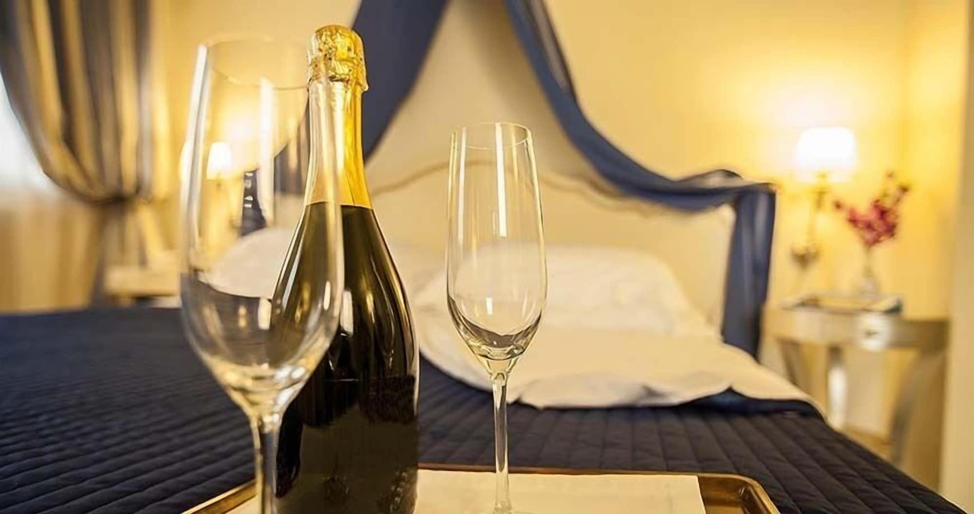 Palace Hotel В'єсте Екстер'єр фото