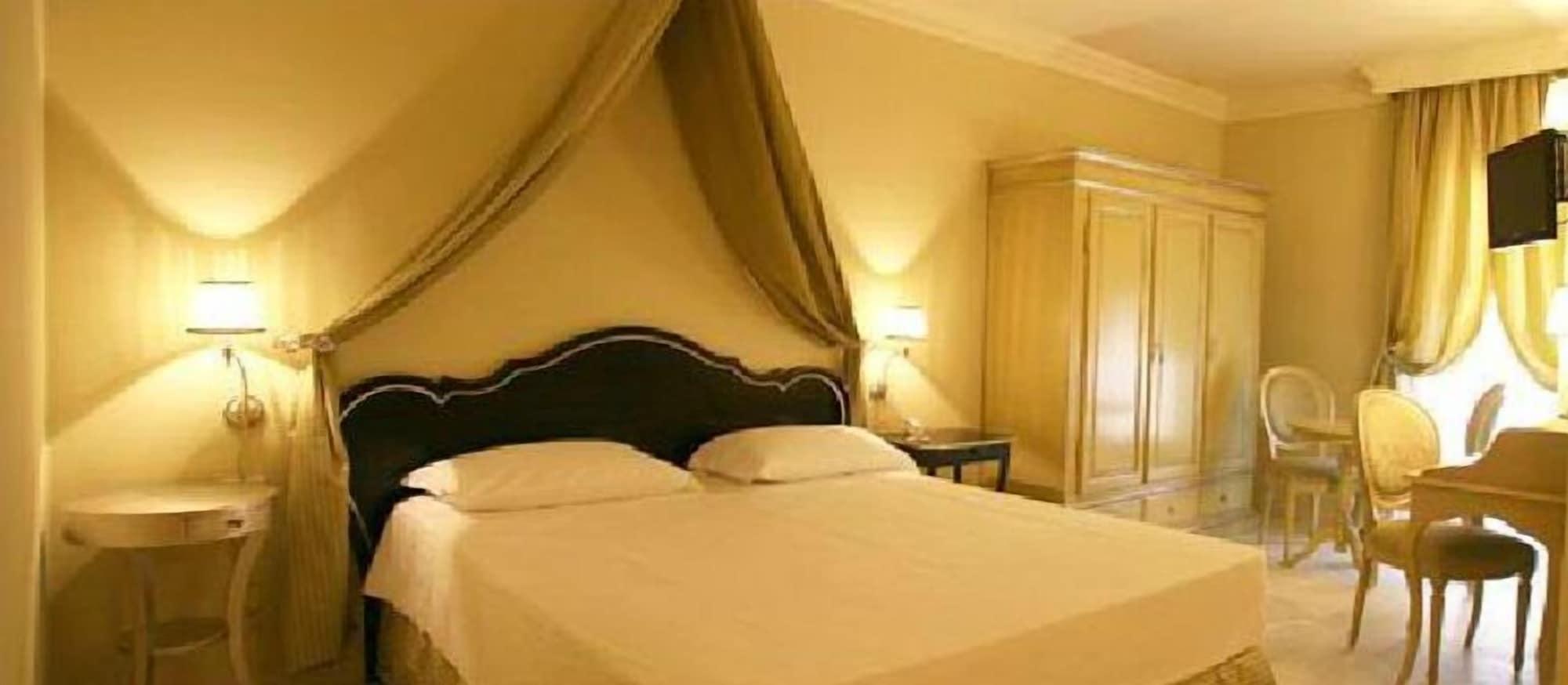 Palace Hotel В'єсте Екстер'єр фото