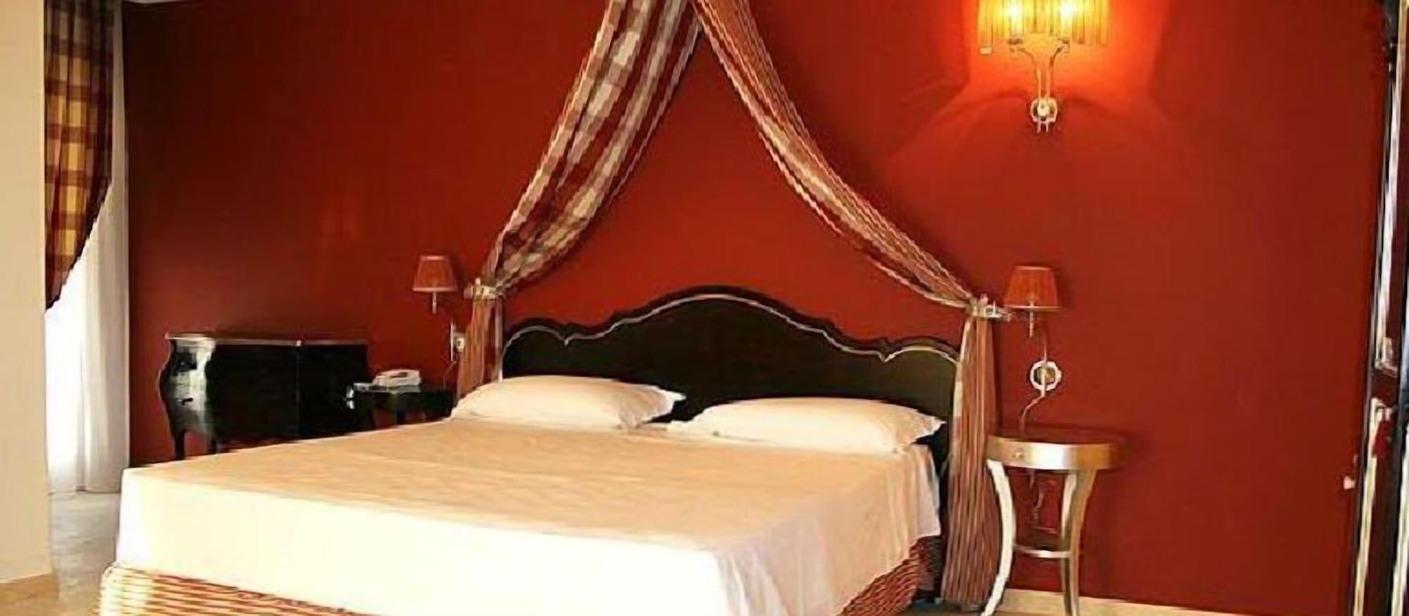 Palace Hotel В'єсте Екстер'єр фото