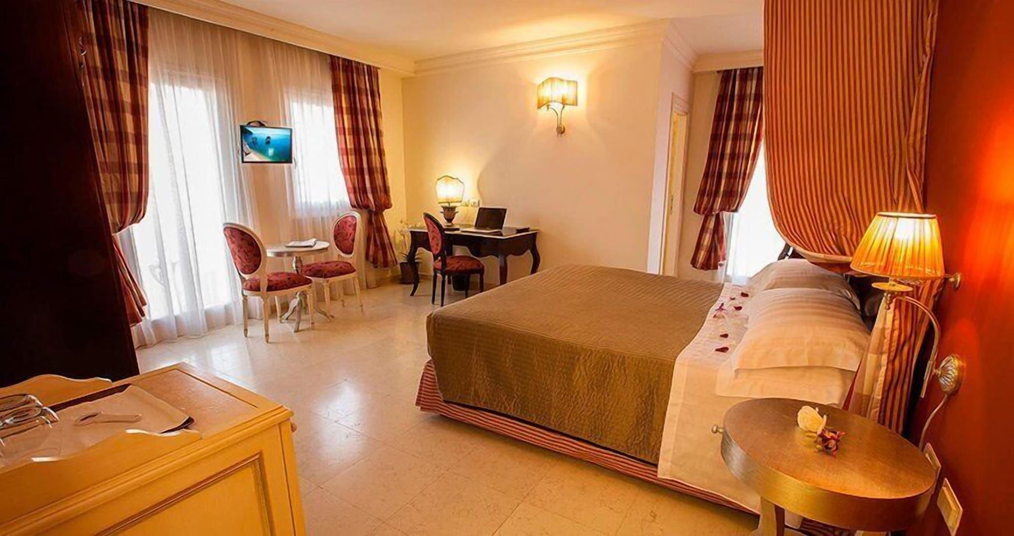Palace Hotel В'єсте Екстер'єр фото
