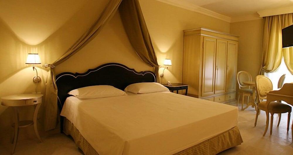 Palace Hotel В'єсте Екстер'єр фото